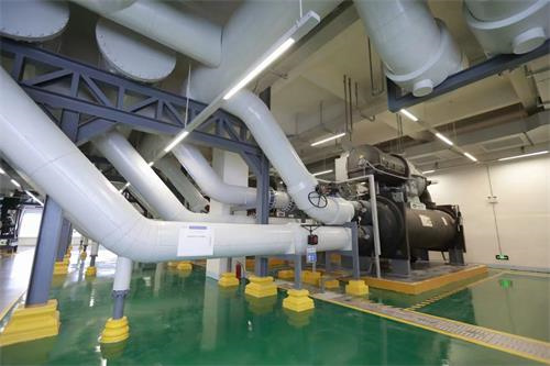高效機(jī)房和高效機(jī)房有什么區(qū)別？